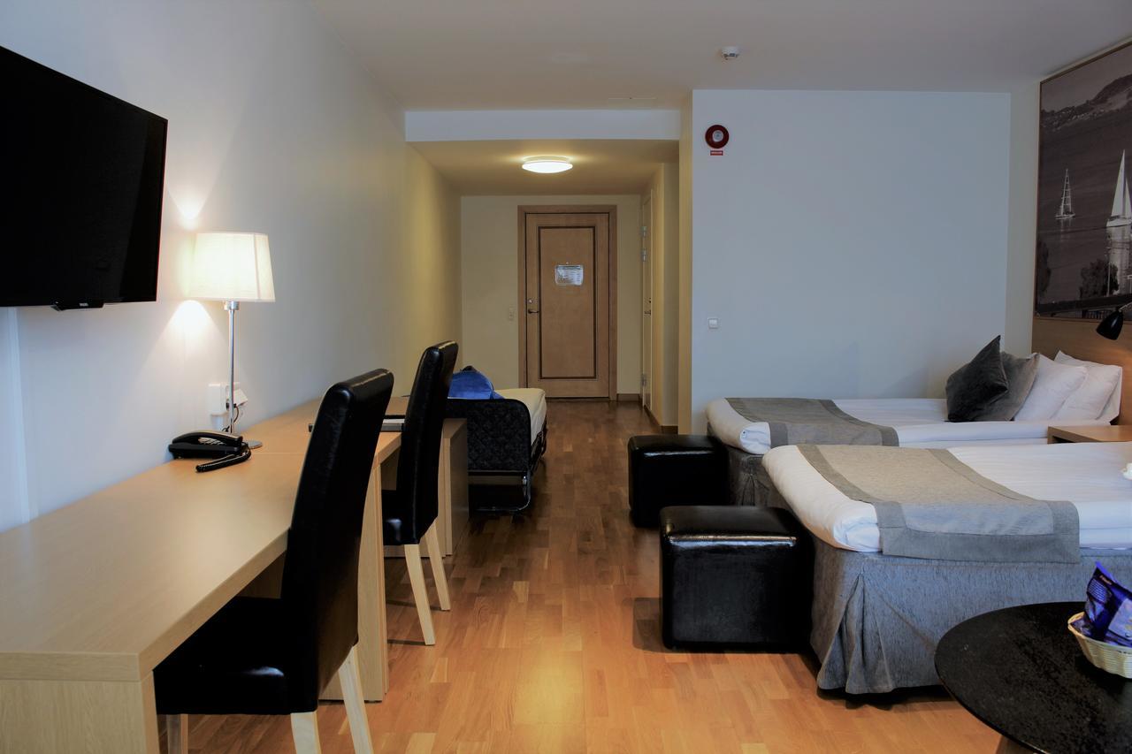 Sure Hotel By Best Western City Йёнчёпинг Экстерьер фото