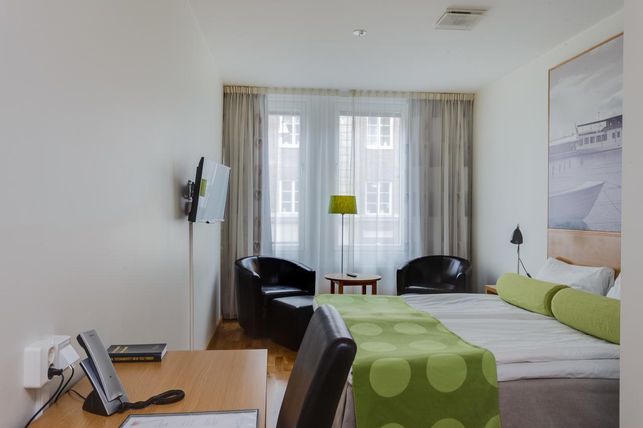 Sure Hotel By Best Western City Йёнчёпинг Экстерьер фото