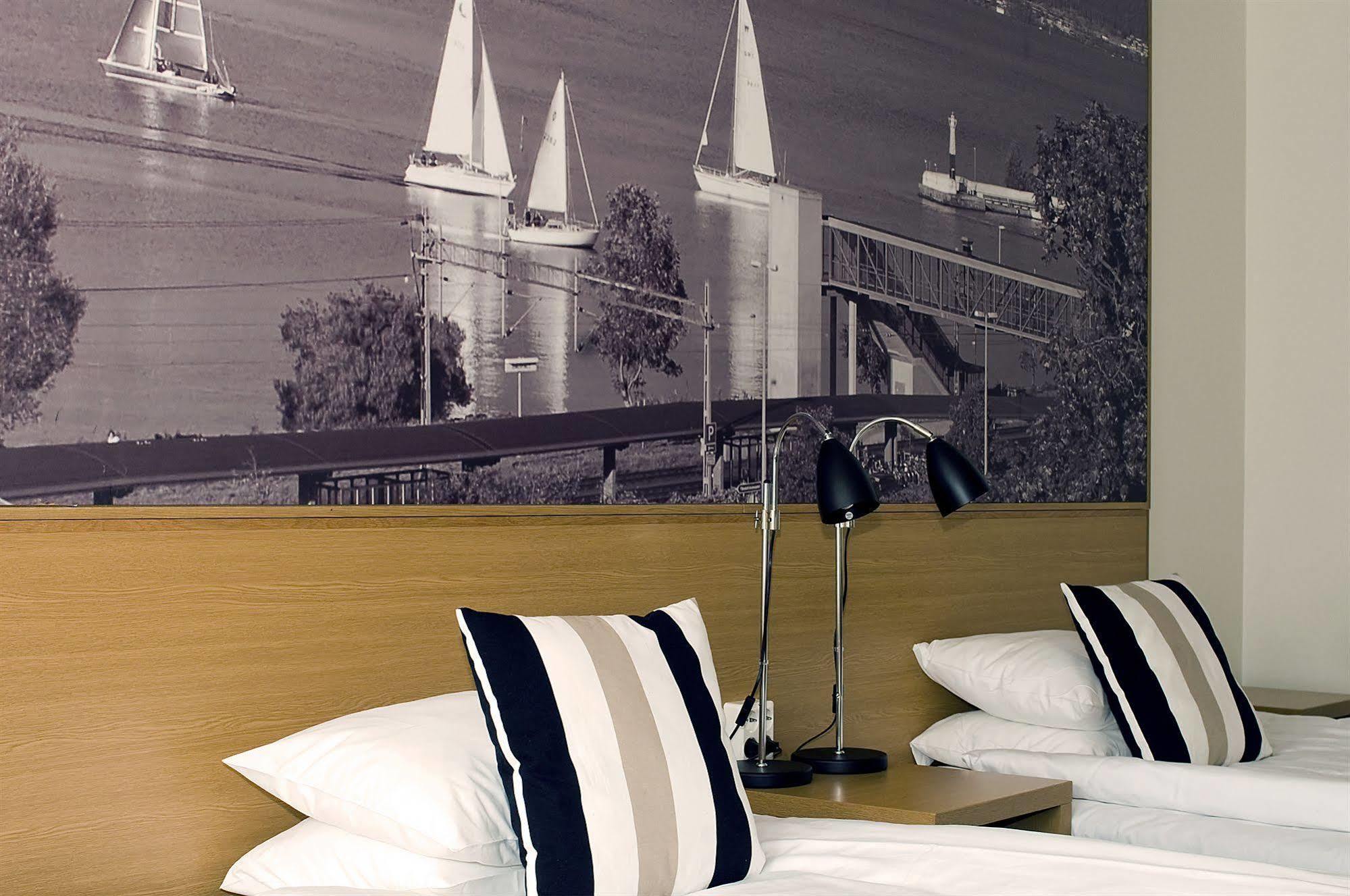 Sure Hotel By Best Western City Йёнчёпинг Экстерьер фото